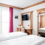 El Ciasel Hotel